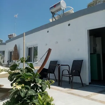 Maria's Doll House Apartment Adelianos Kampos