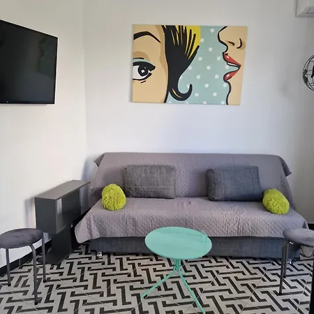 Maria's Doll House Apartment Adelianos Kampos